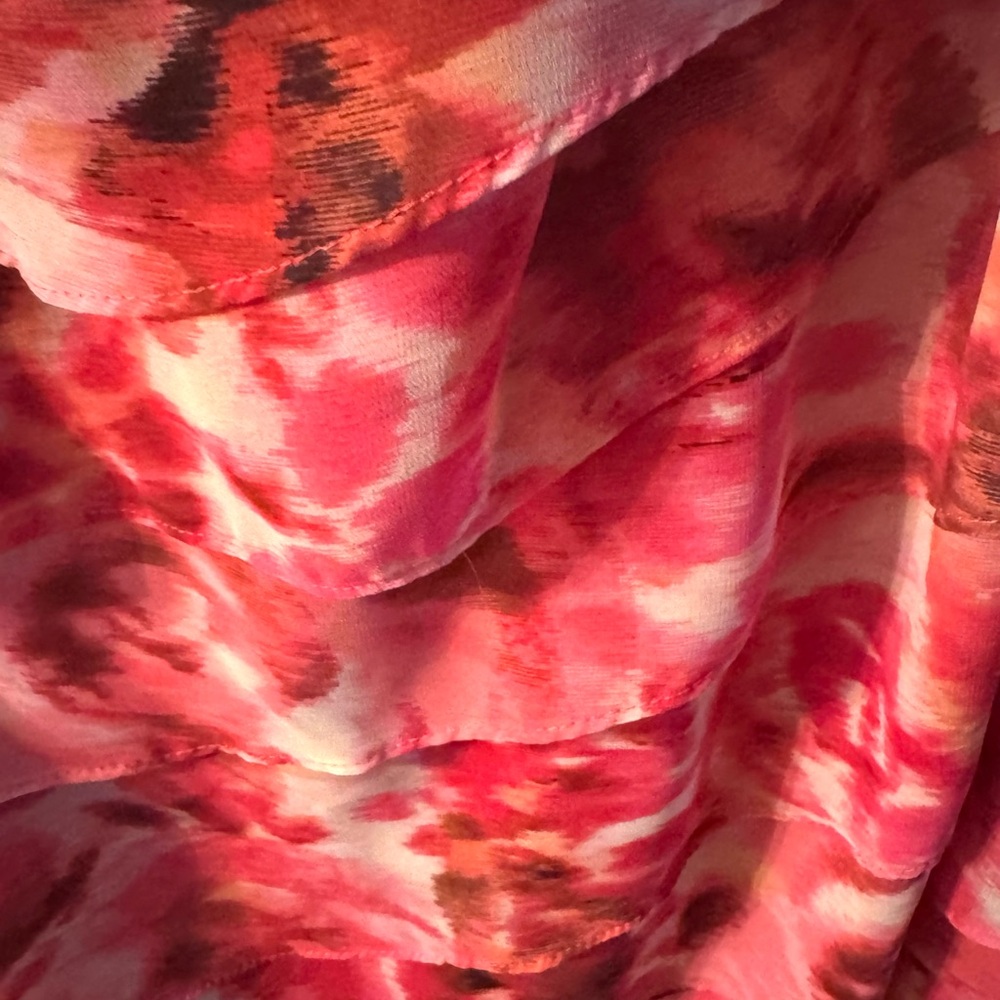 EUC: FLIRTY pink layered sundress is ready to PLAY 🌞🏝️🍹✈️🛳️ - Picture 4 of 5